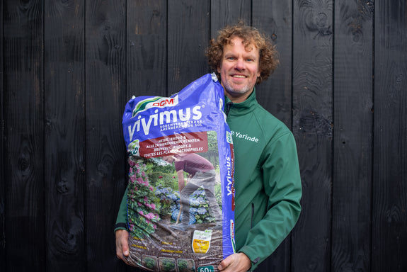 7 Säcke Pflanzerde für säureliebende Pflanzen wie Rhododendron und Hortensien, 3 bis 6 m² DCM 60-Liter-Sack