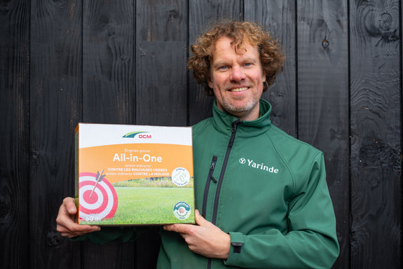 Natürliche Rasendüngung all in one - Organische Rasendüngung